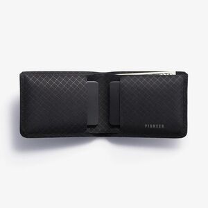 NWT Pioneer Flyfold Wallet